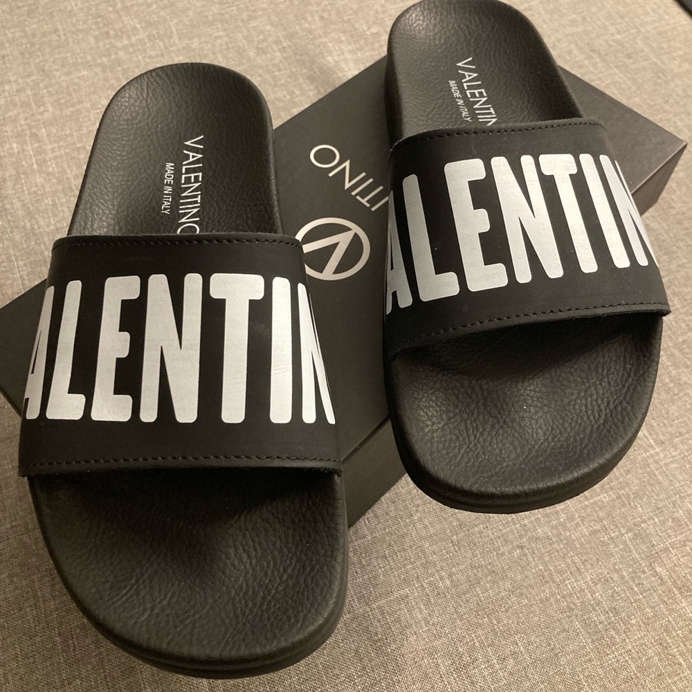 Mario Valentino slides